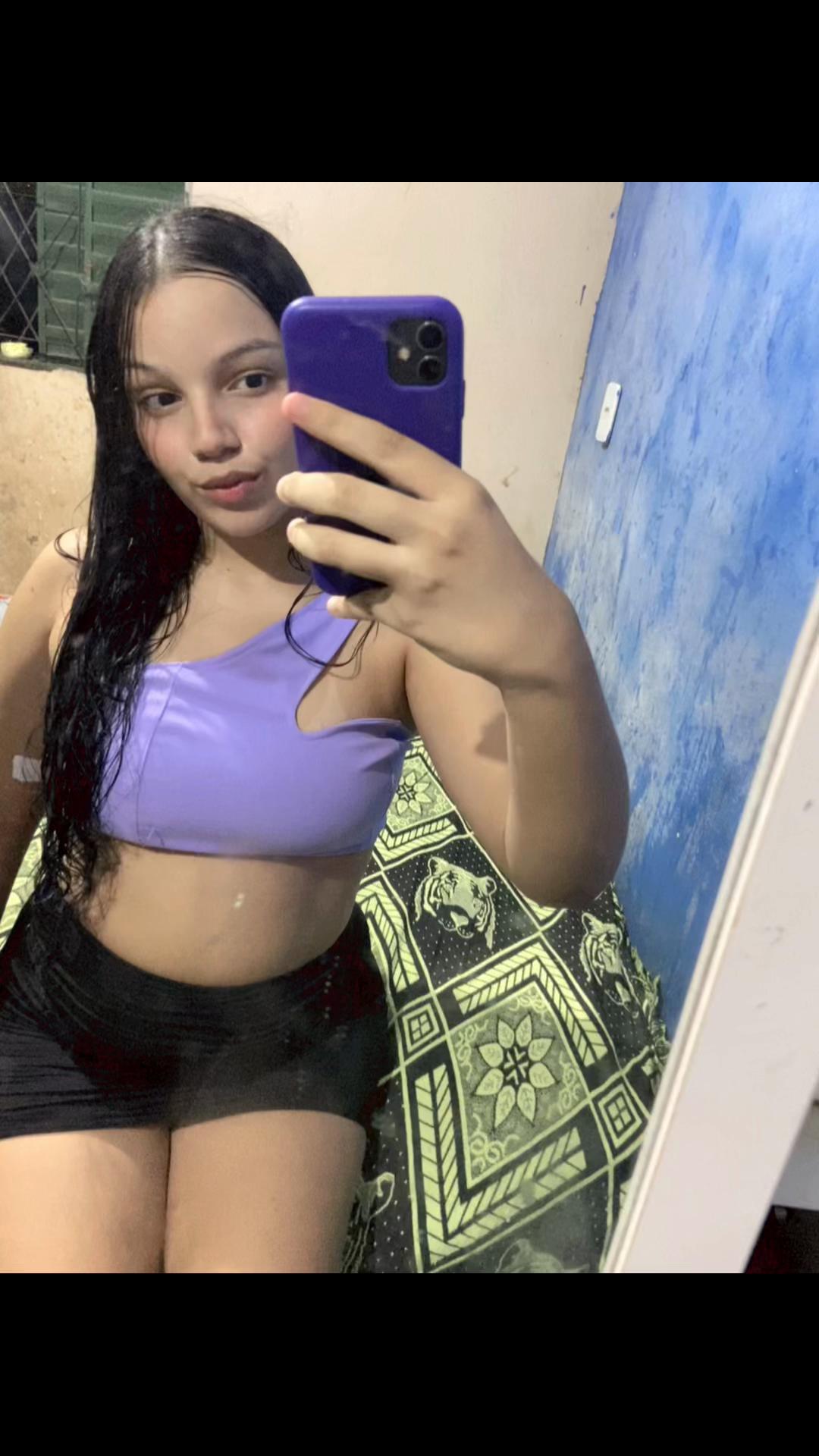 @Larissaxt_01