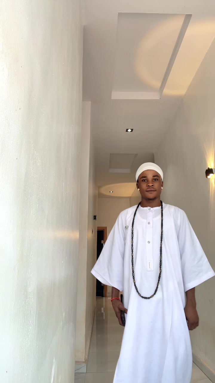 @Mř_KĄM&Agrave;RŲ🧘&zwj;♂️🤬🥷