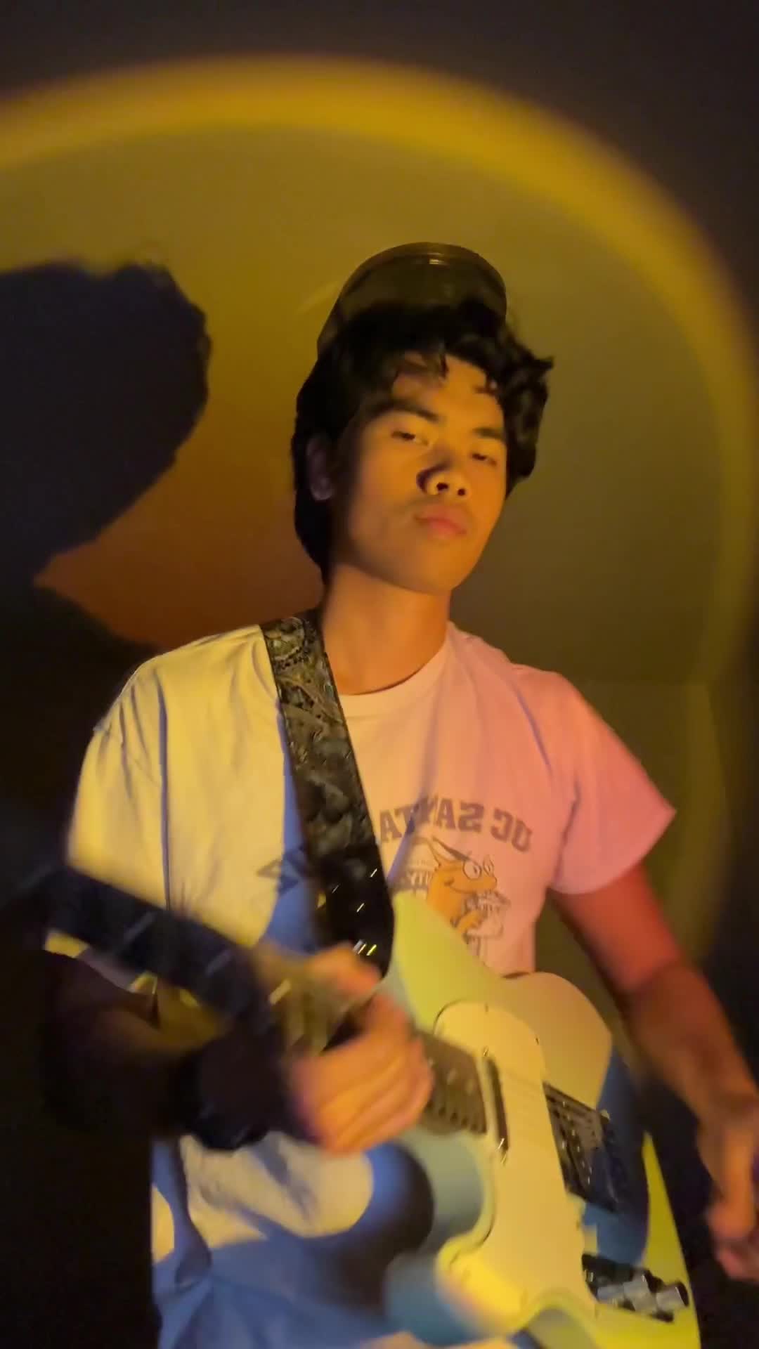@Guitar Tickler &trade;️