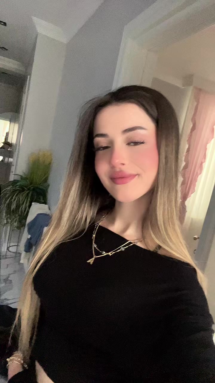 @Ayşegül