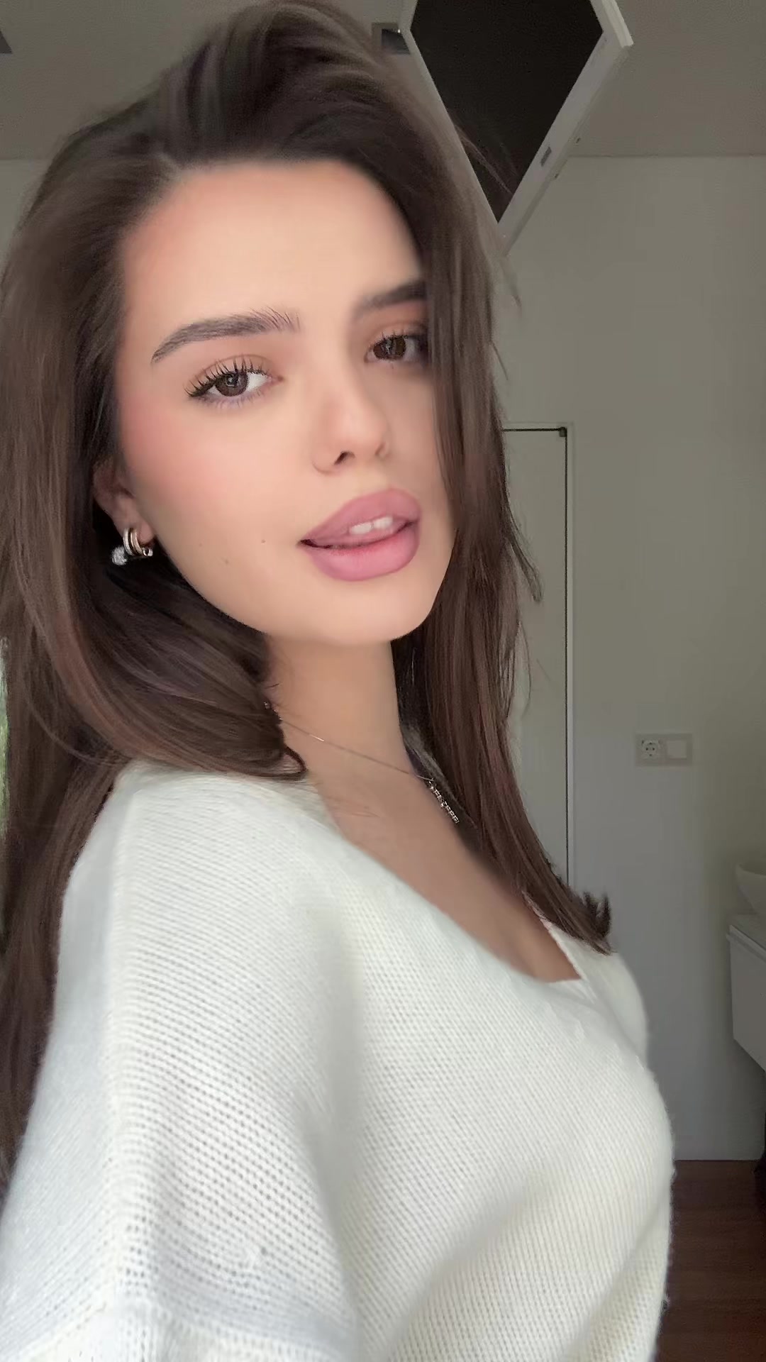 @Maria Tonkova