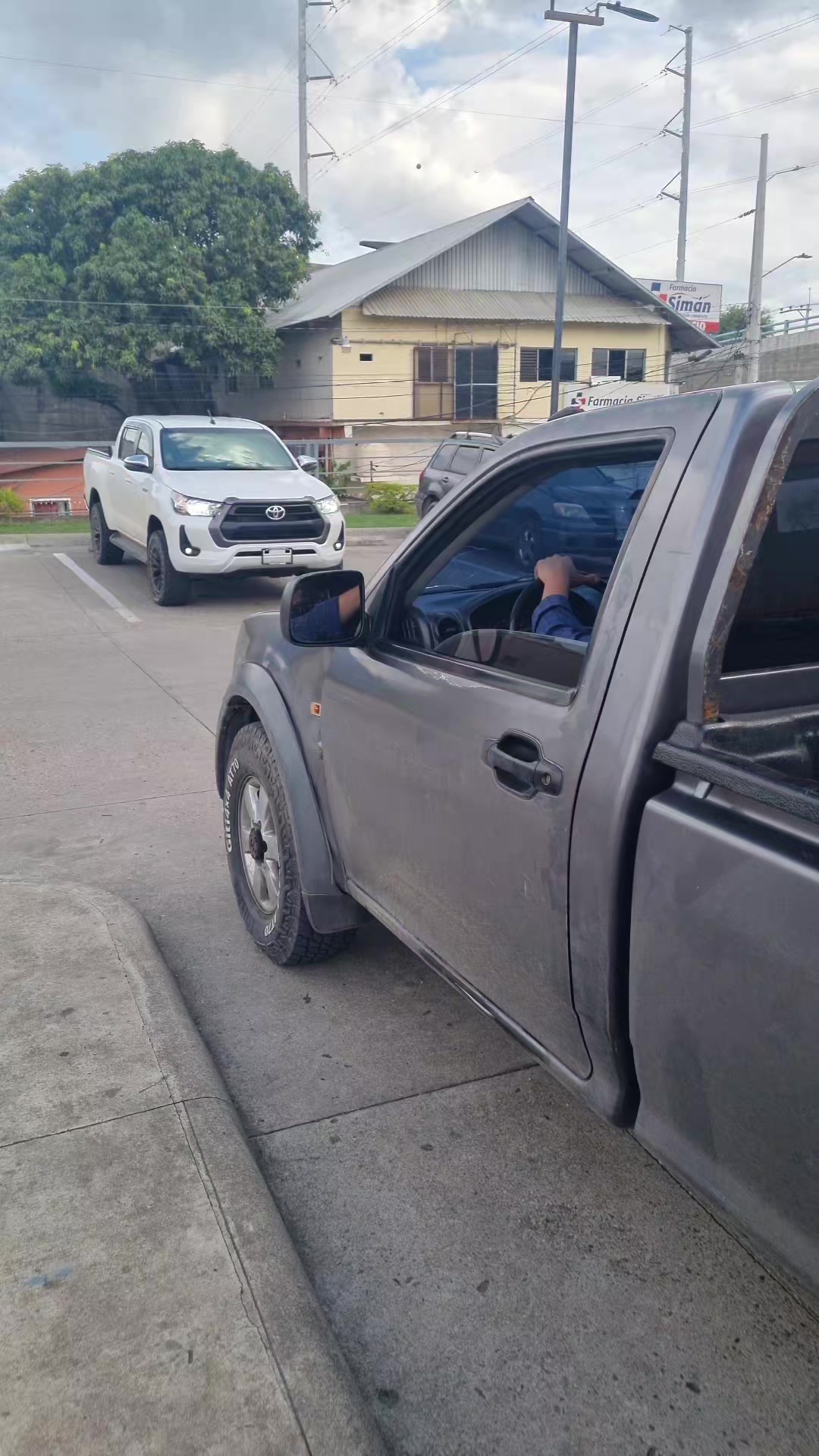 @Club Isuzu Dmax HN