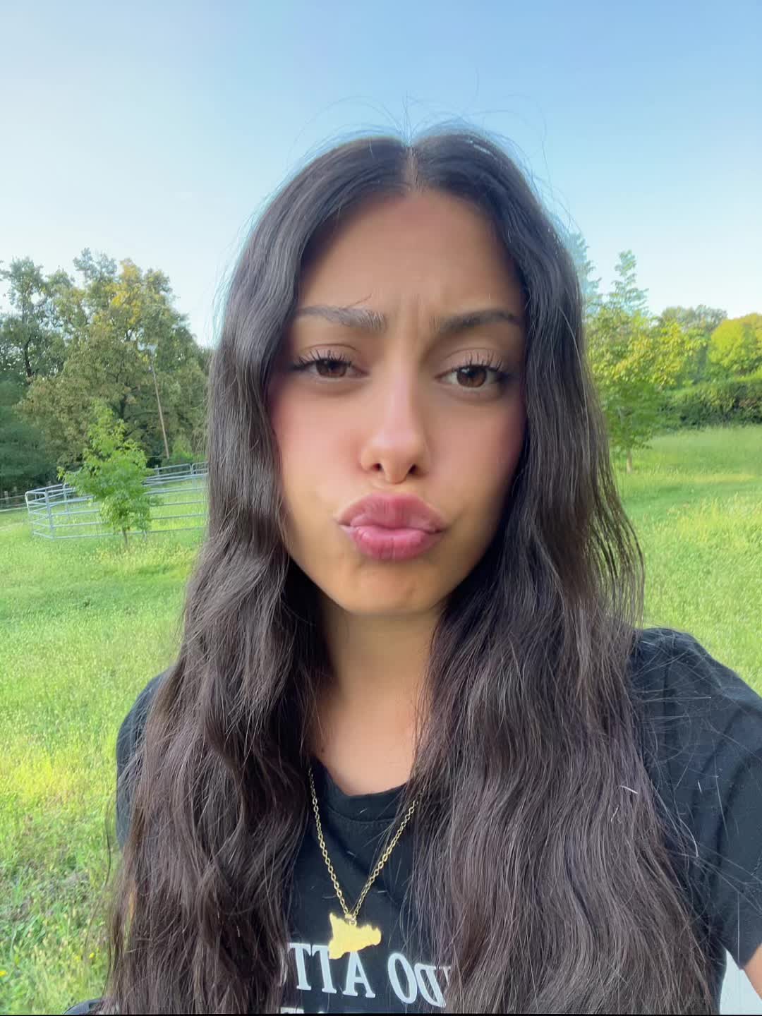 @𝗔𝗹𝗶𝗰𝗲💋
