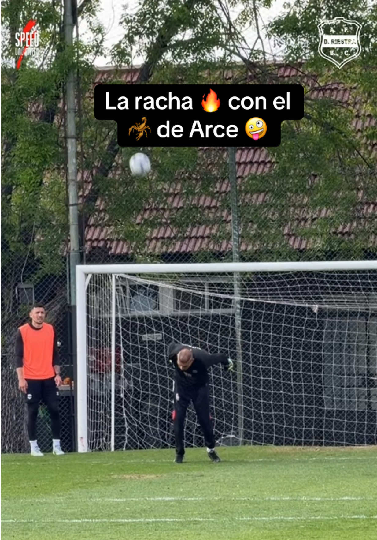 @Deportivo Riestra