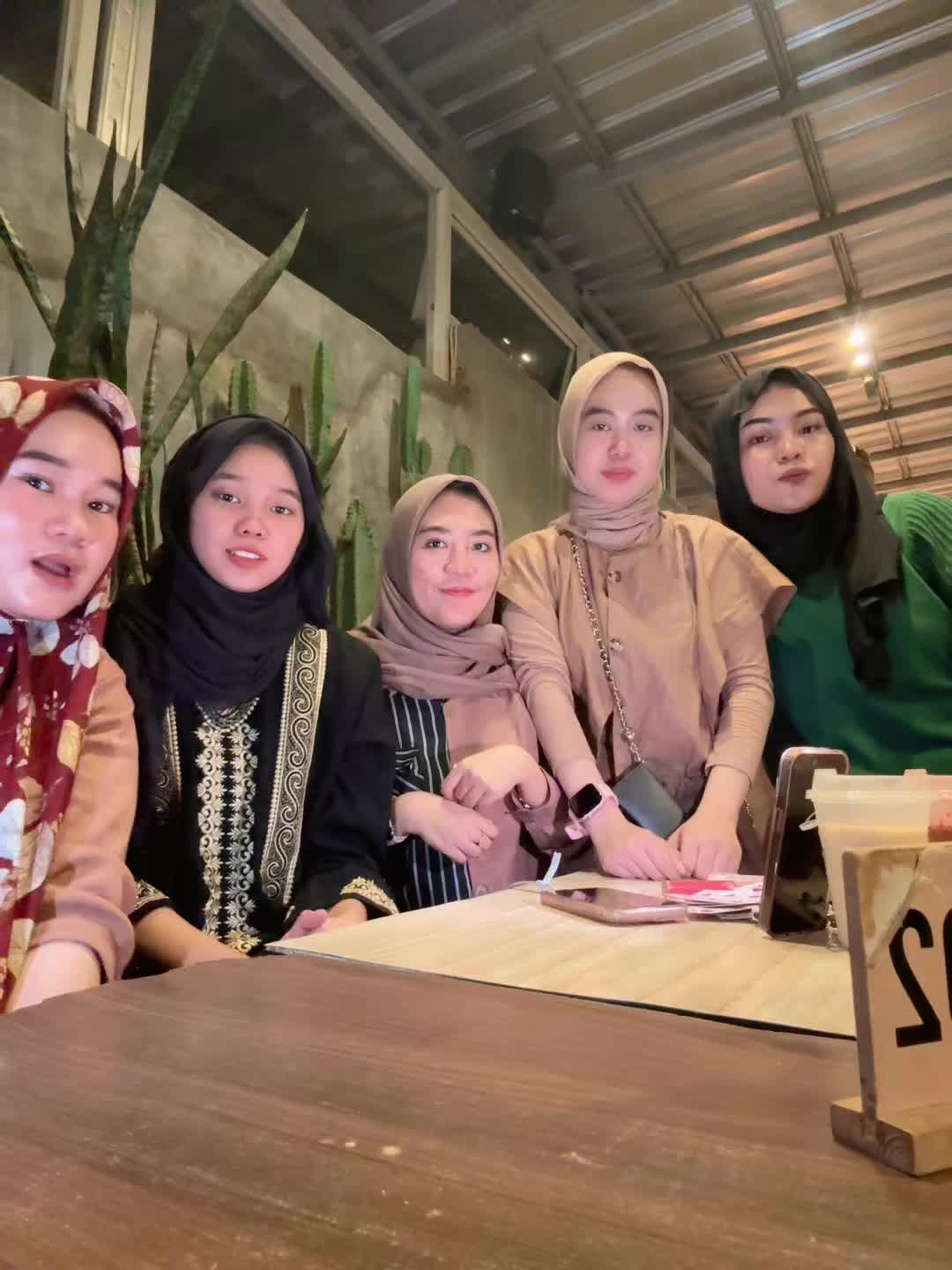@Ikaa