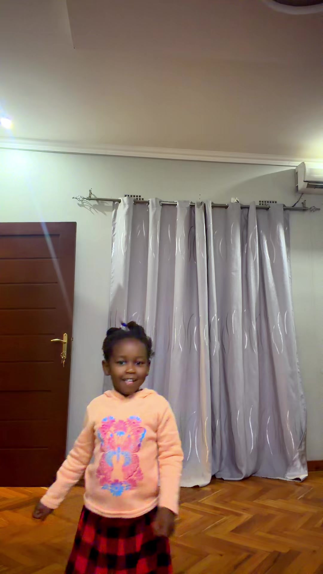 @lolasumbane1