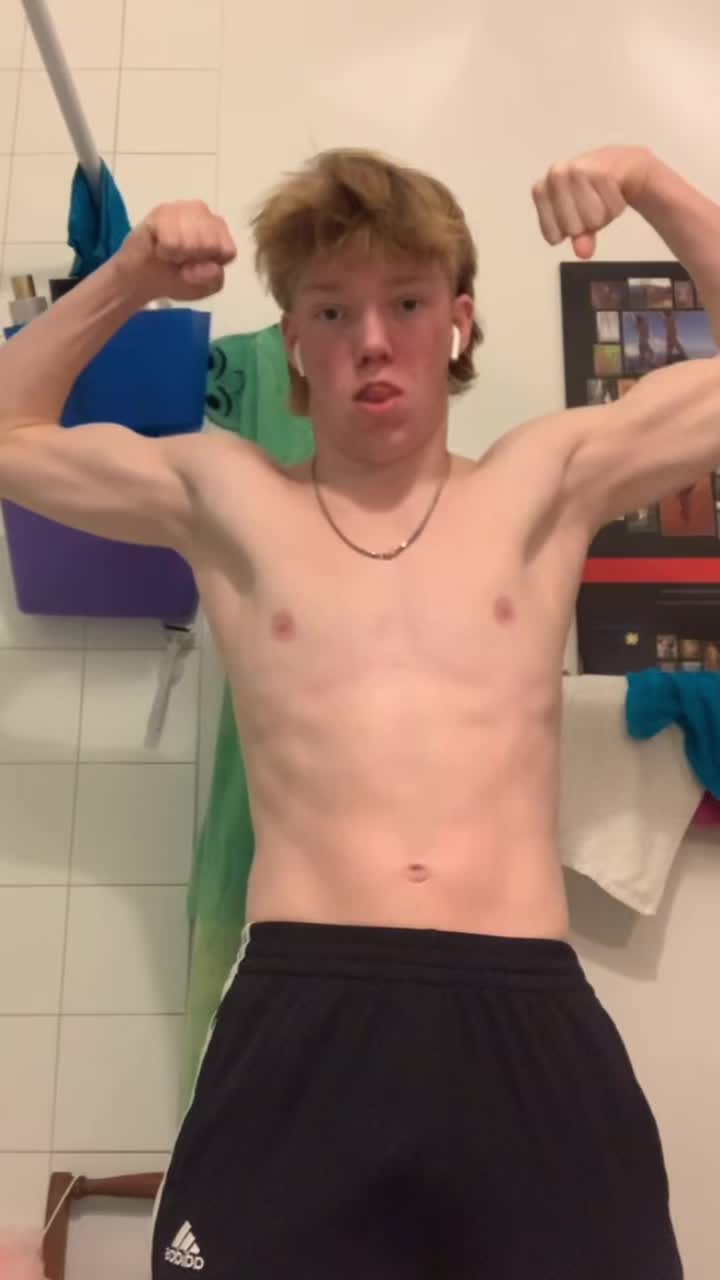@Oscr