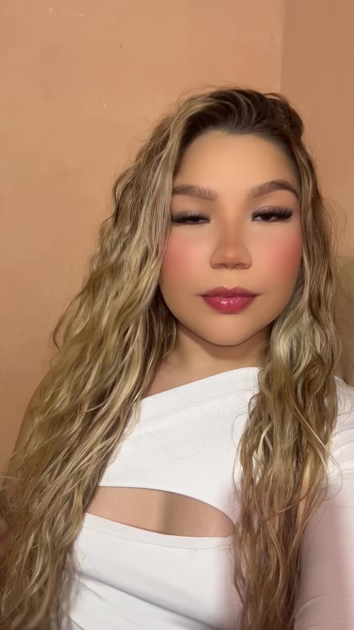 @elaneffurtado