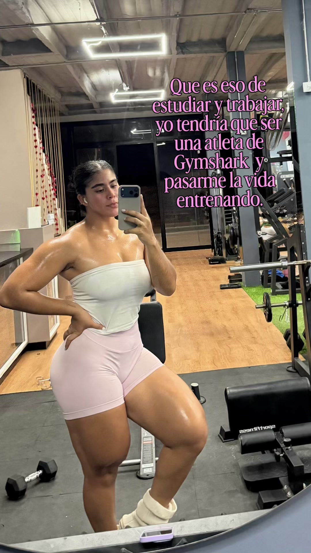 @Daniela✨