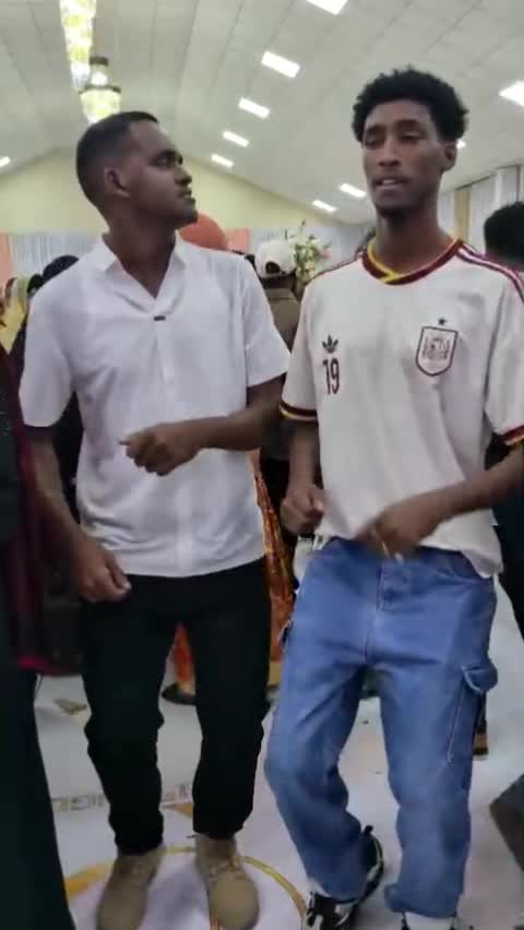 @Legent Garii ๐ณ๐ฑ๐ณ๐ฑ