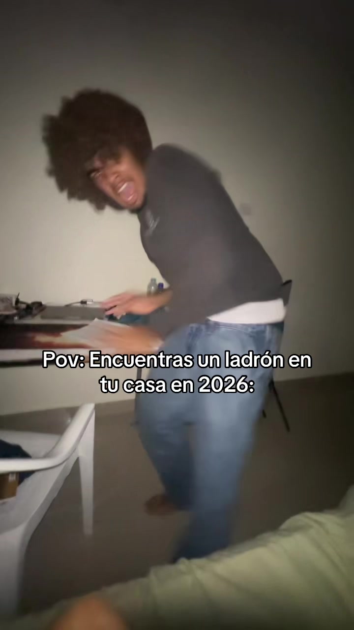 @Alexiño