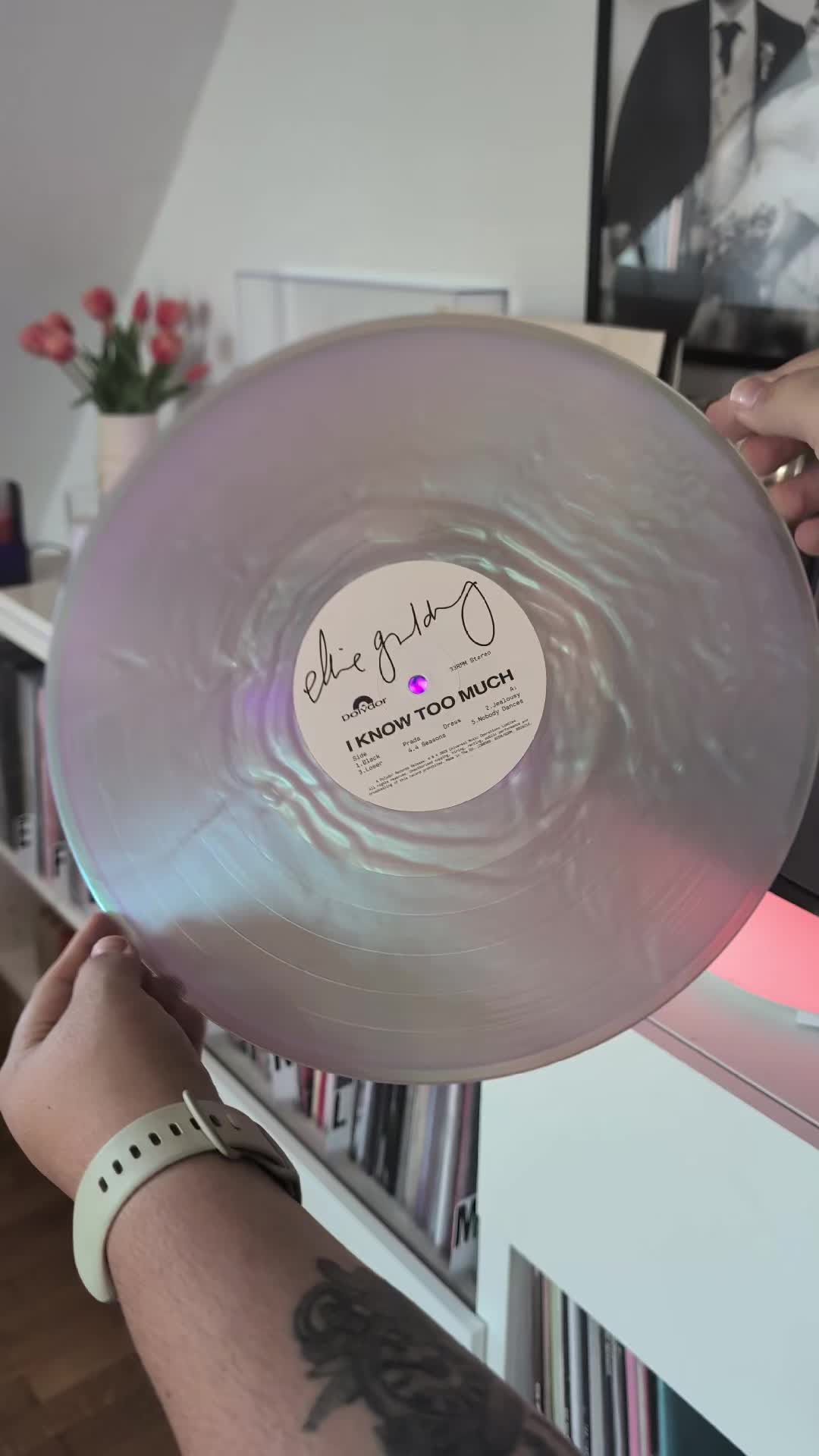 @Chrissy || Vinyl Collector 🎶✨