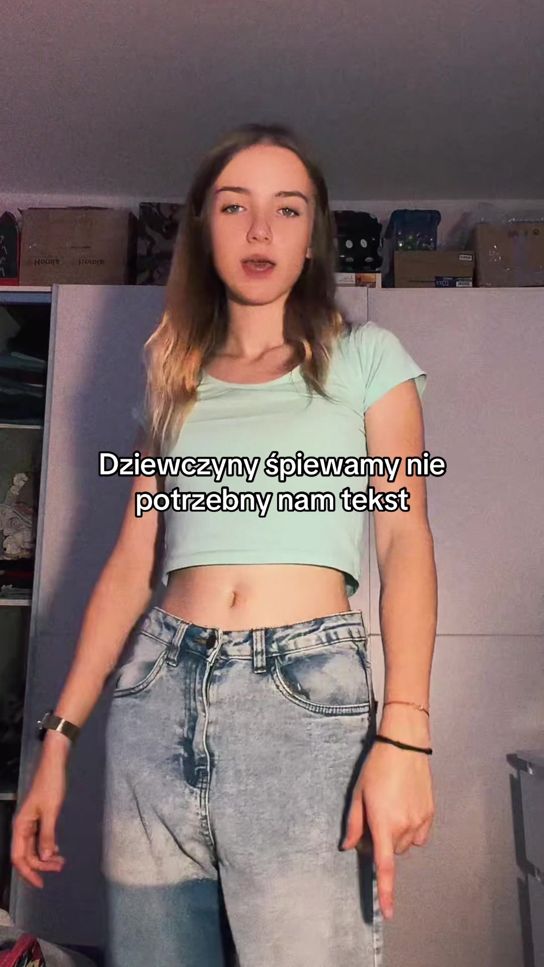 @Asiunia