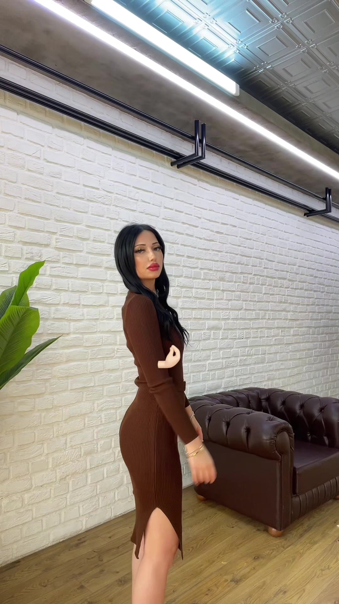 @latina