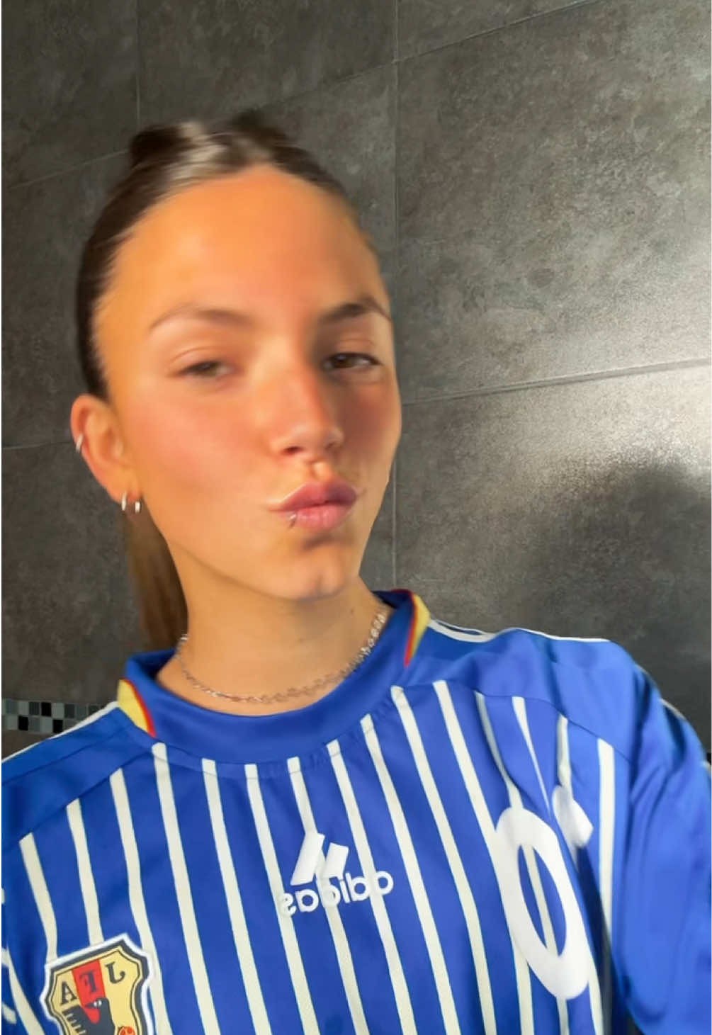@la_pekealoisi