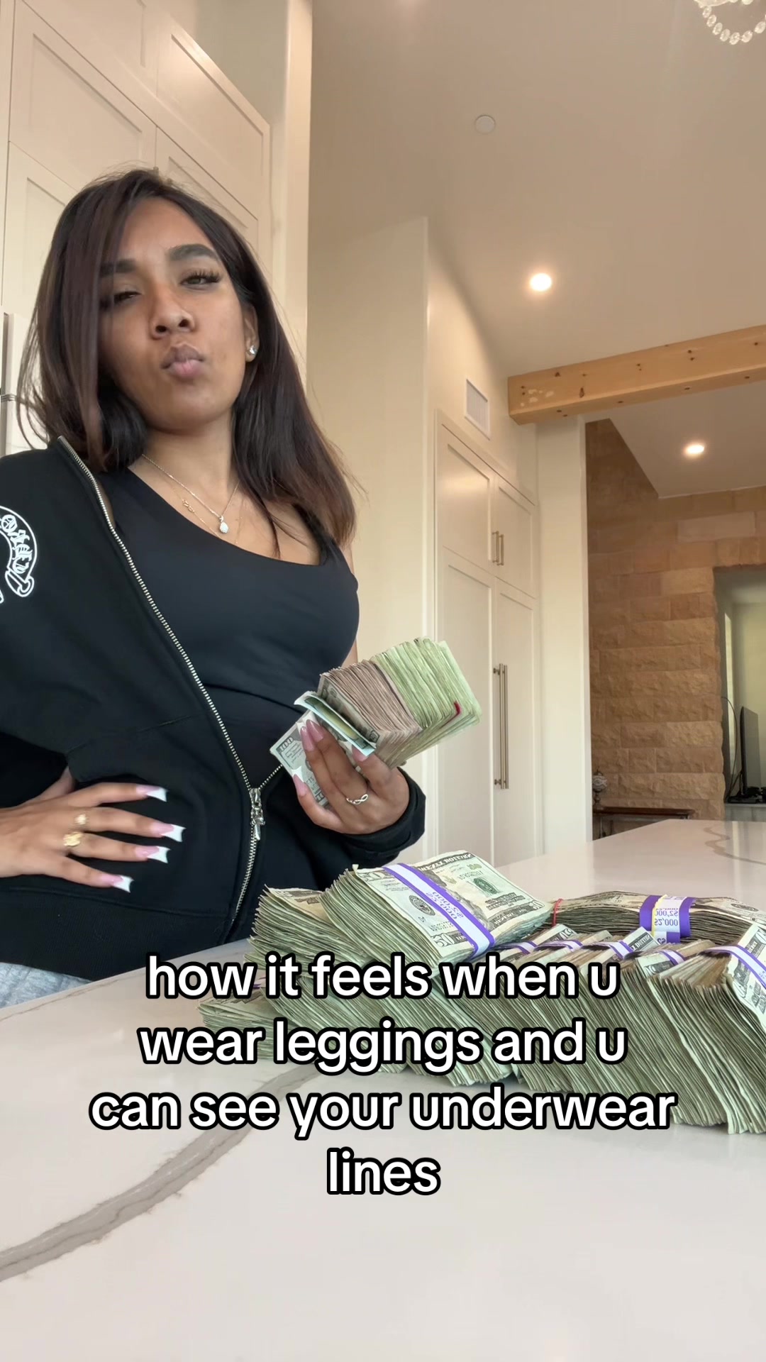 @purelyylux