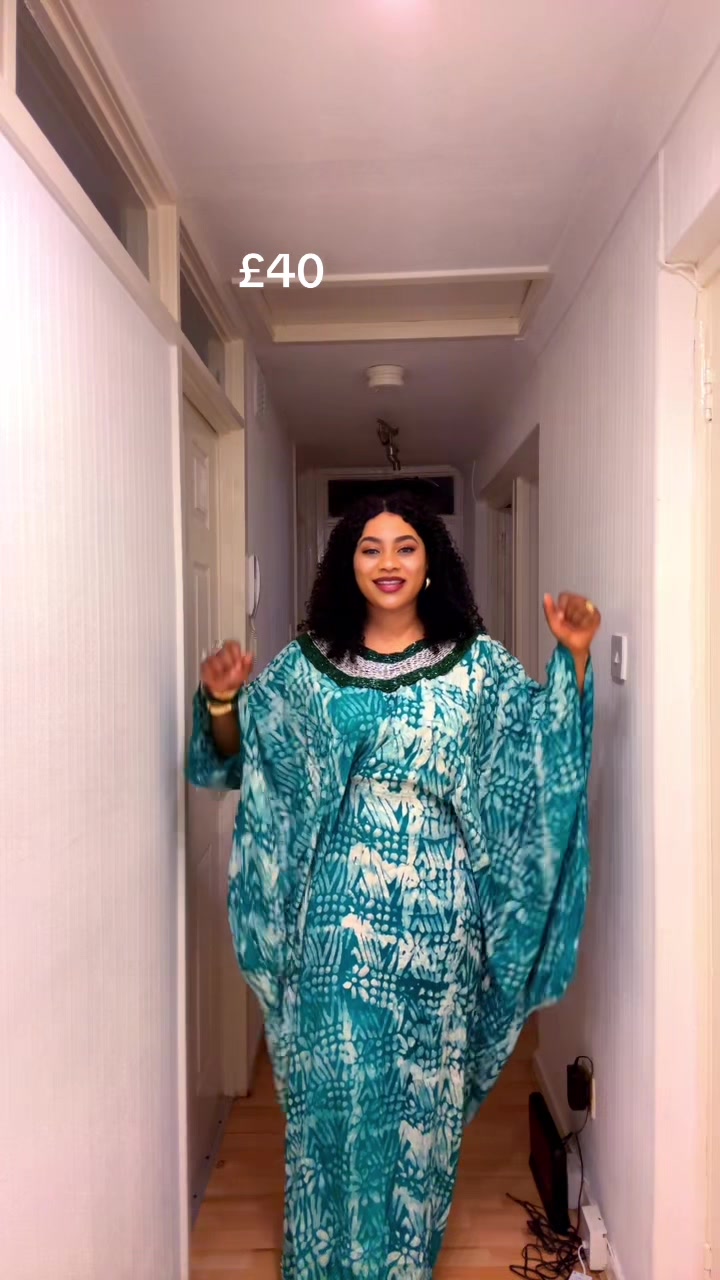 @Ready to Wear in UK ๐ฌ๐ง