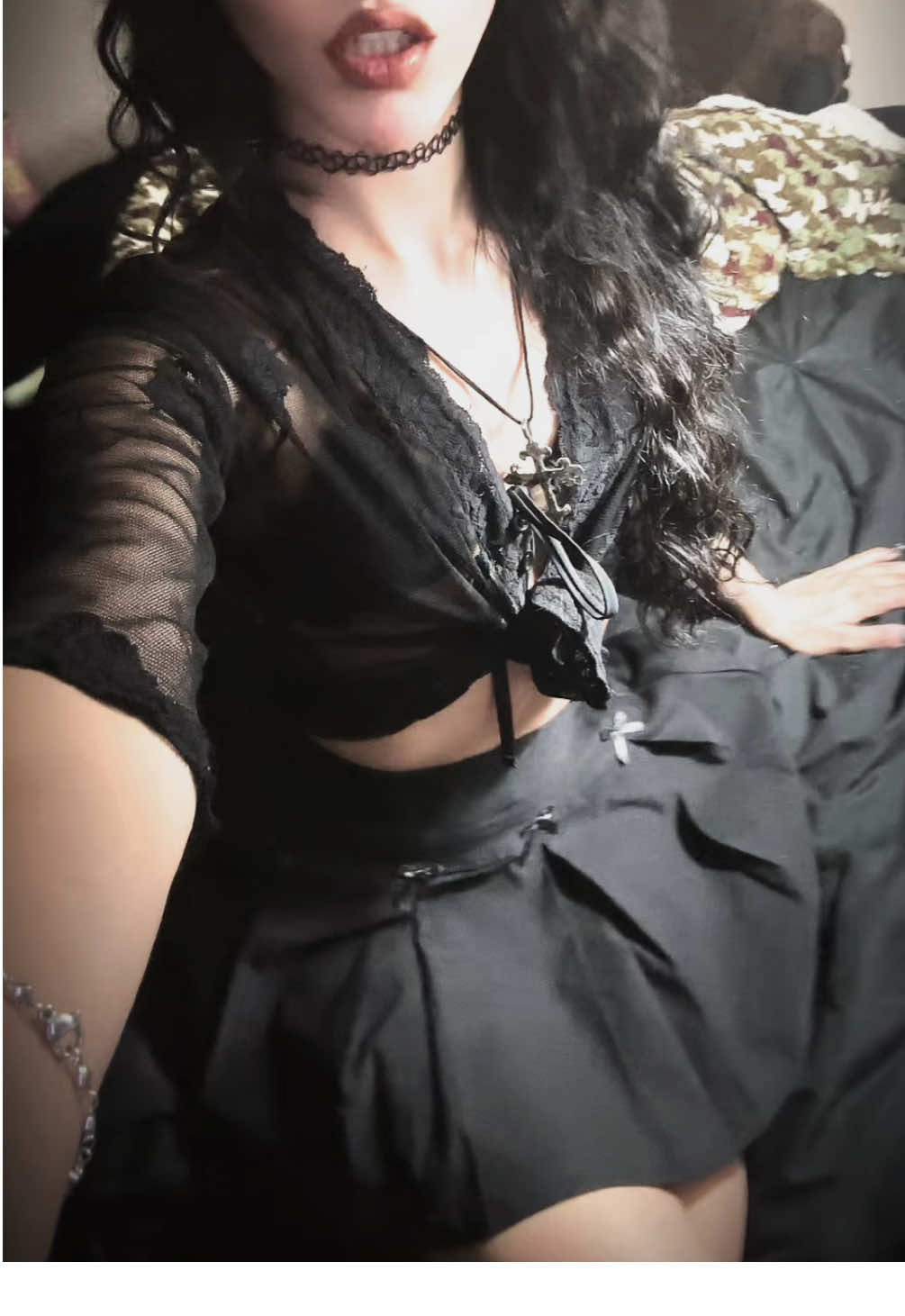 @bella