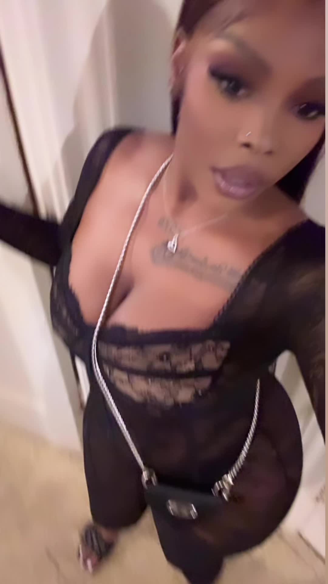 @Fretty boo 💋🇯🇲🌈