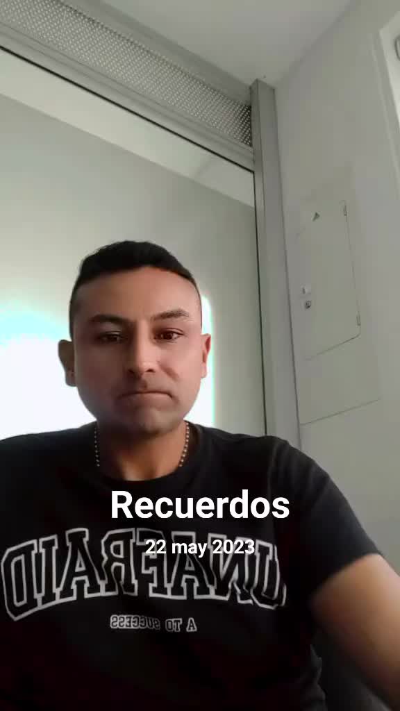 @AXEL VELA