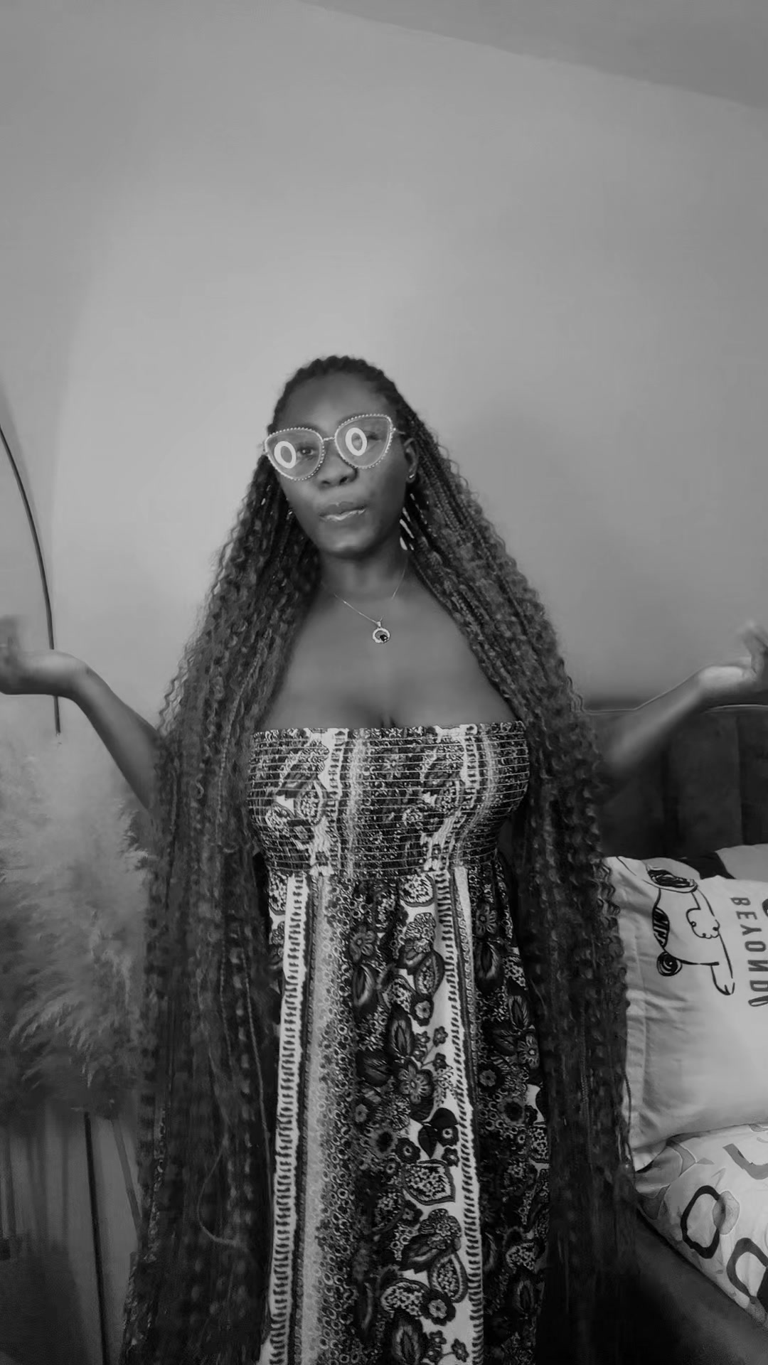 @Akua_Bhornrich💚