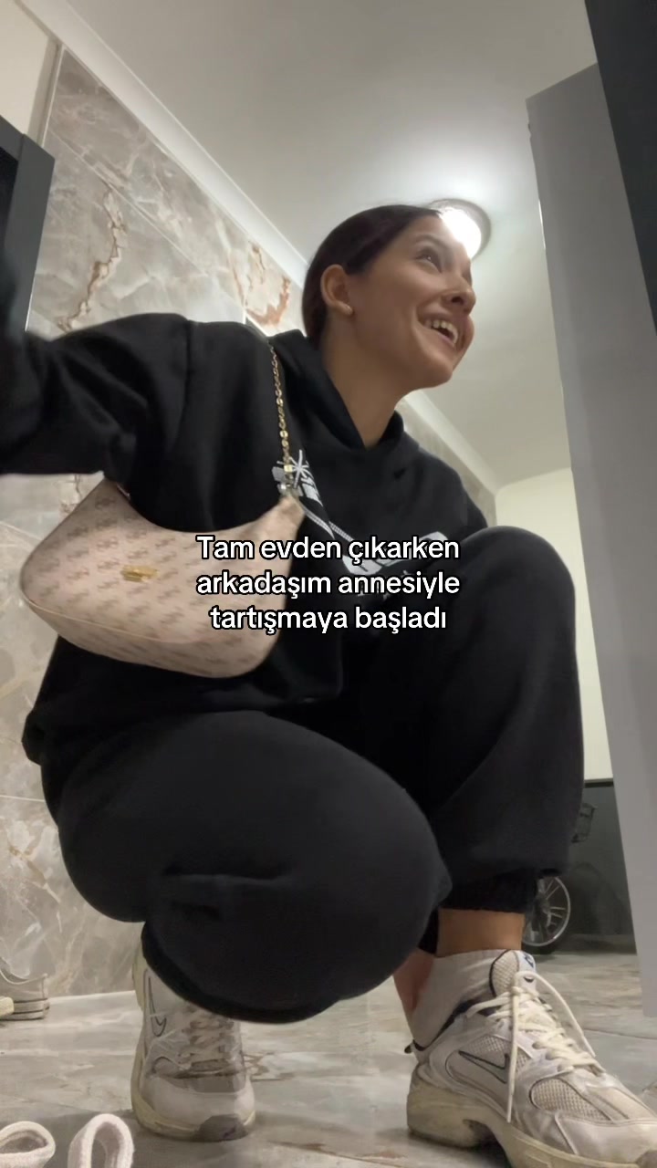 @C'🕷️