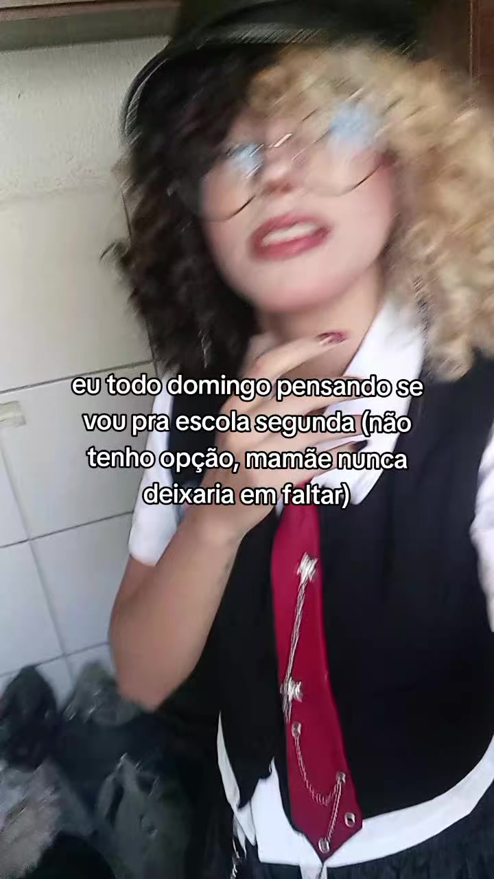@Lika!🧟