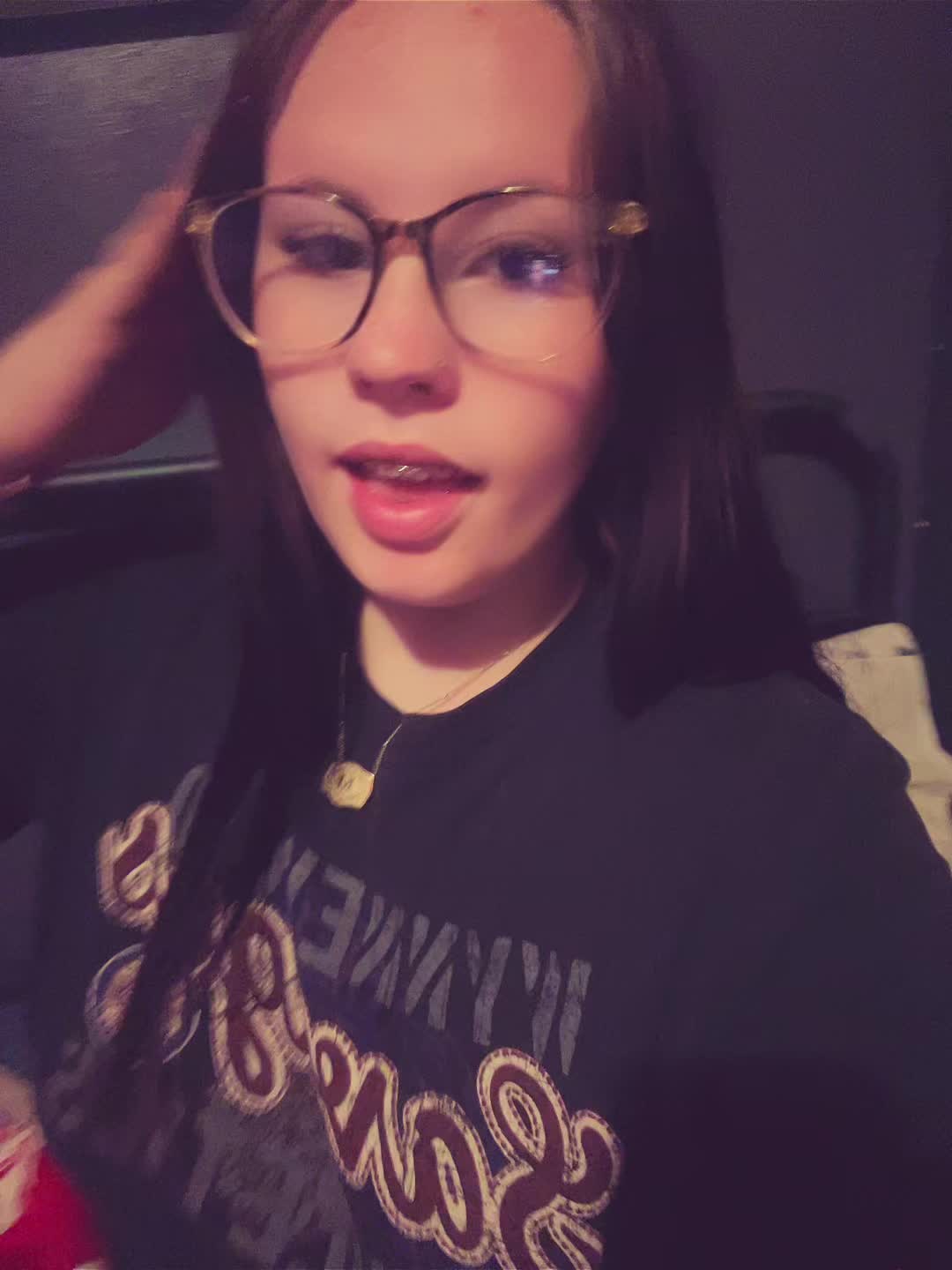 @Itsyagirlmaci