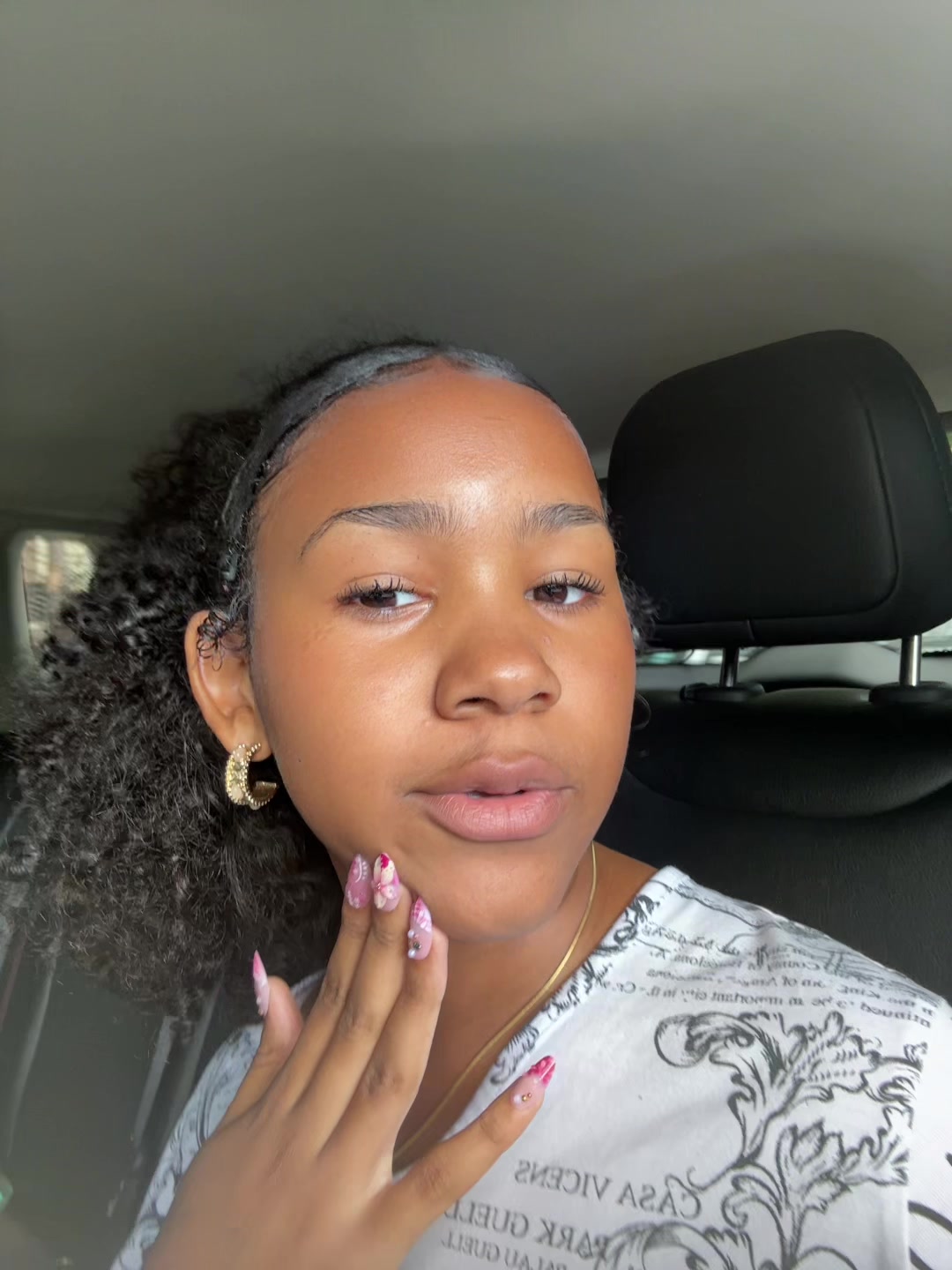 @Curlsbyhana