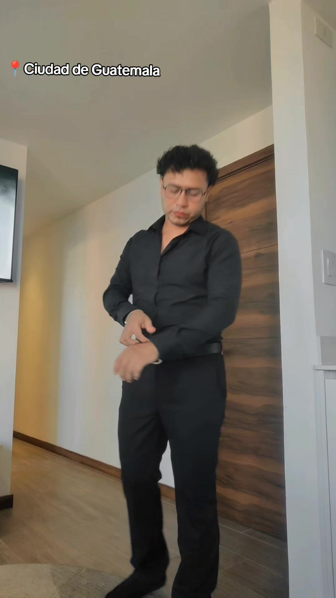 @eljowi_gt