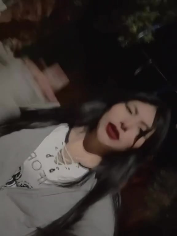 @Çĥăƙĕñîŧă🇮🇩