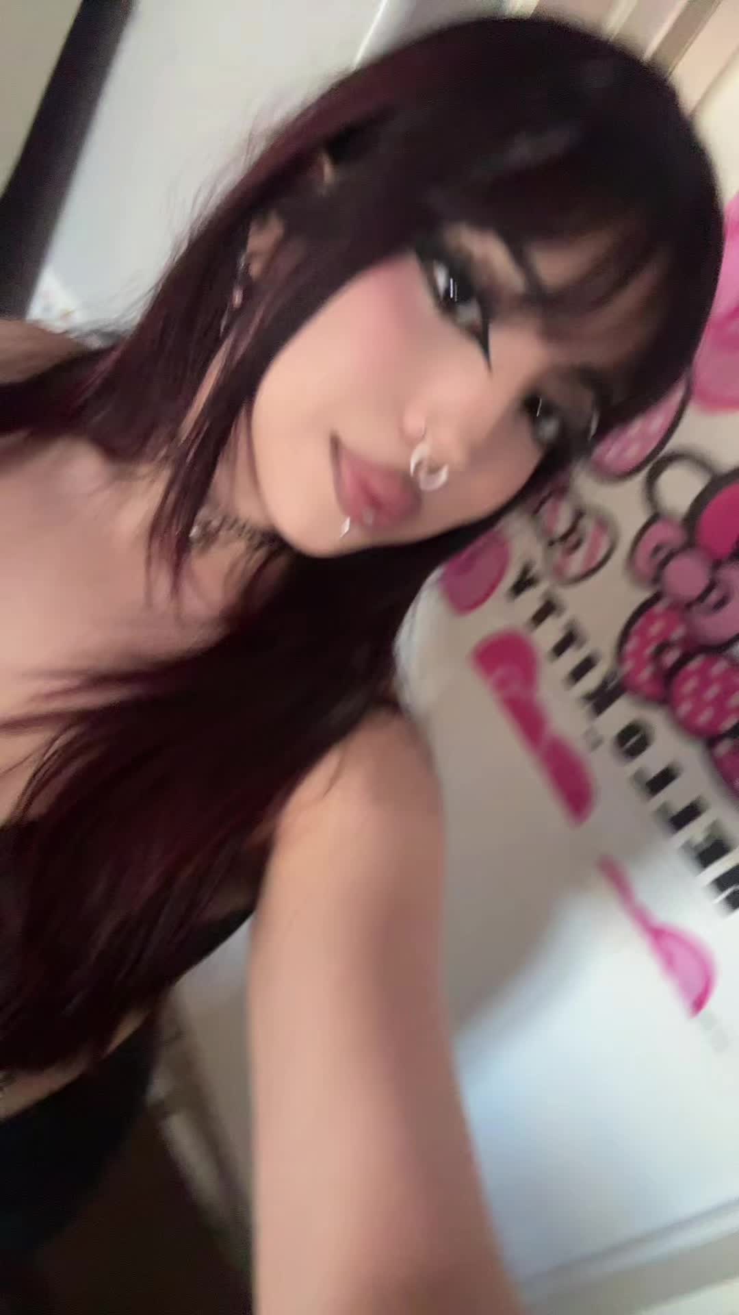 @🧛🏻♀️