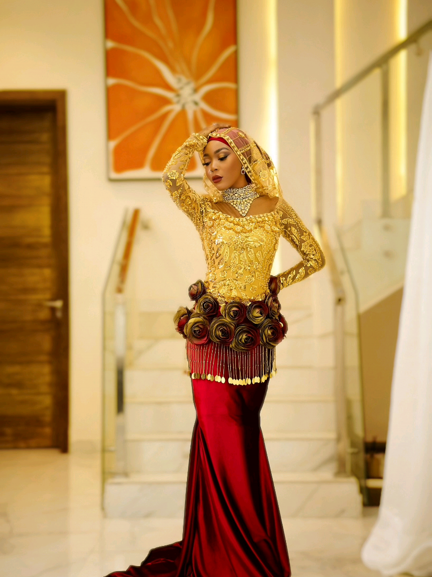 @Leah's clothings|IkoroduTailor