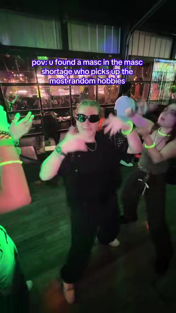 @mo!