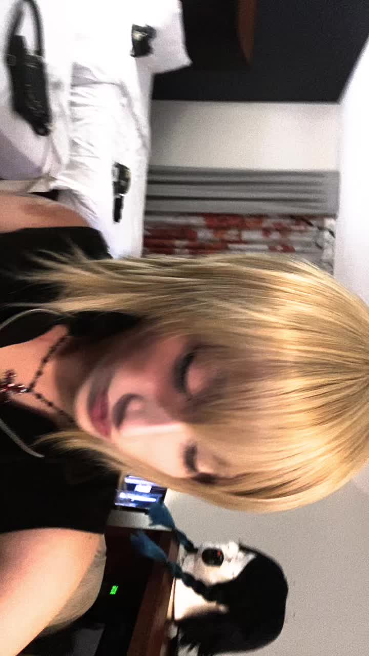 @★