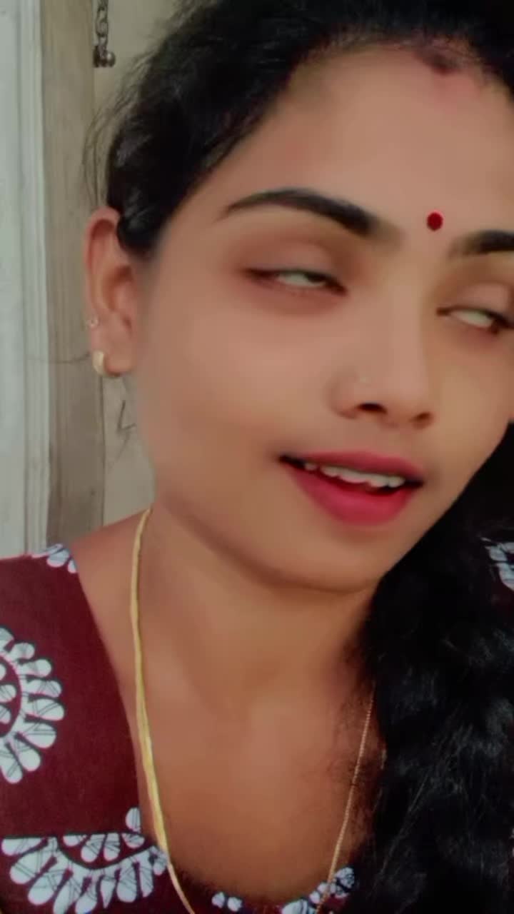 @💐🅳︎🅢︎🅳︎என்னவனின்🦋காதலி🦋