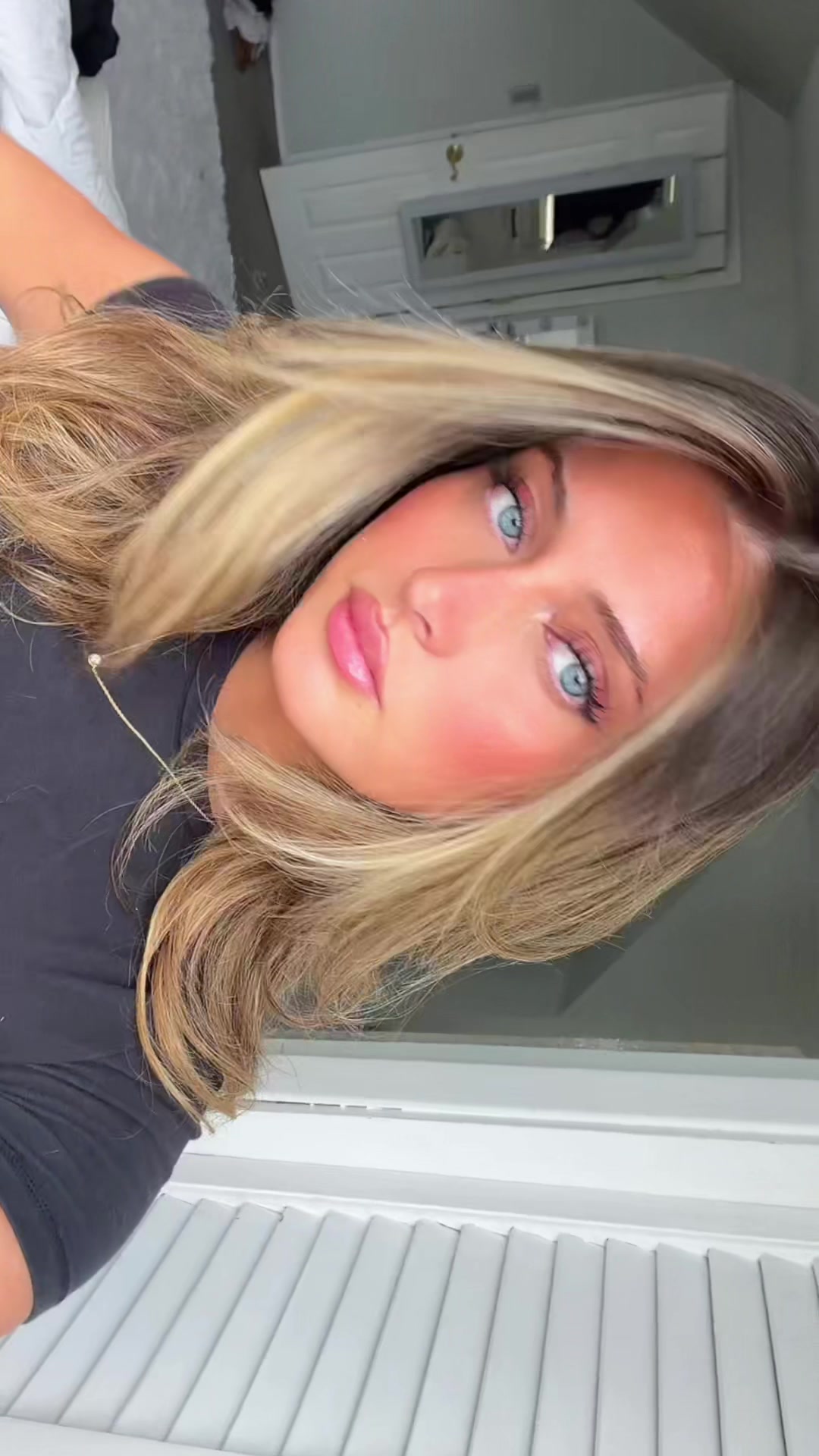 @Izscansarole