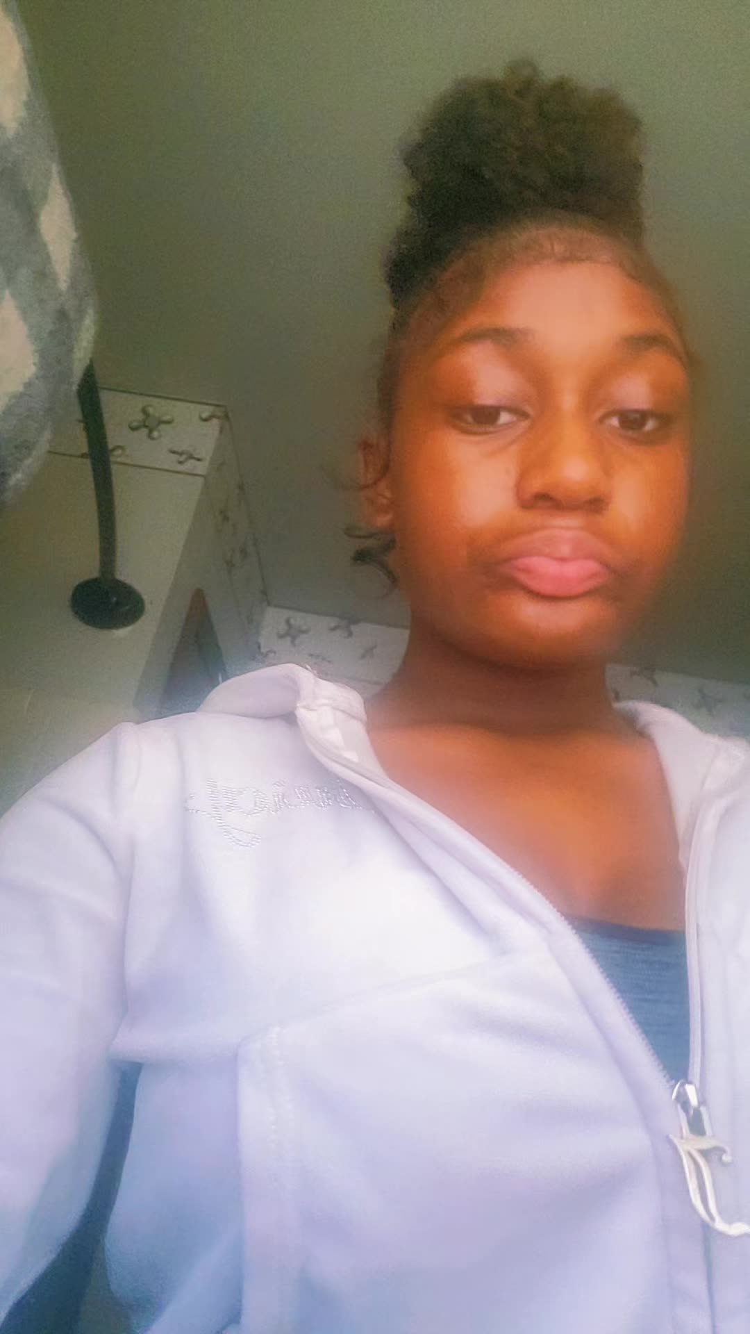 @Exclusive_Arieee