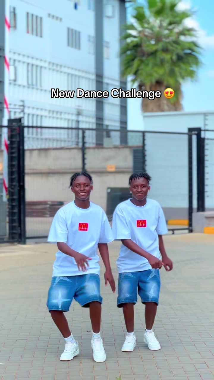 @Twinstars Africana🇰🇪