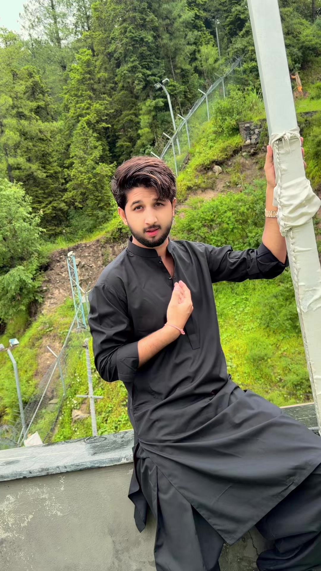 @Veer_Shahzaib