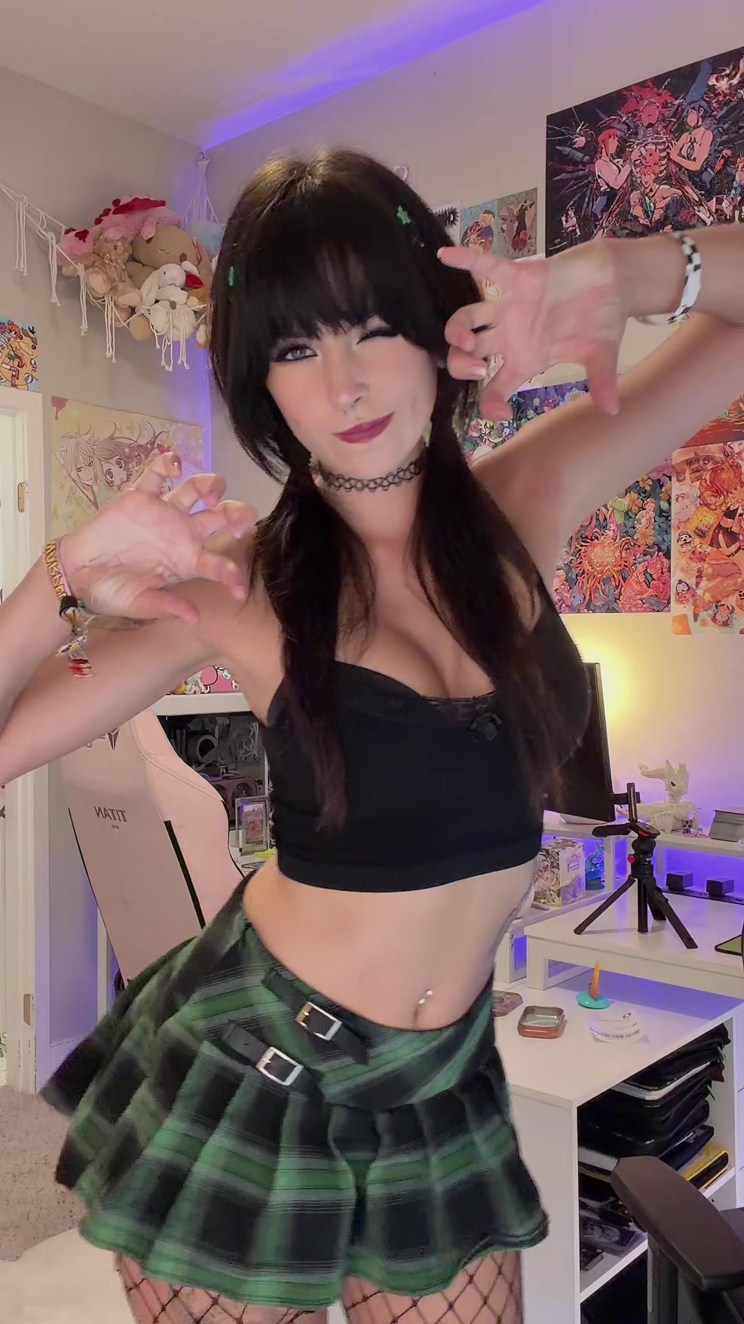 @luvj3na