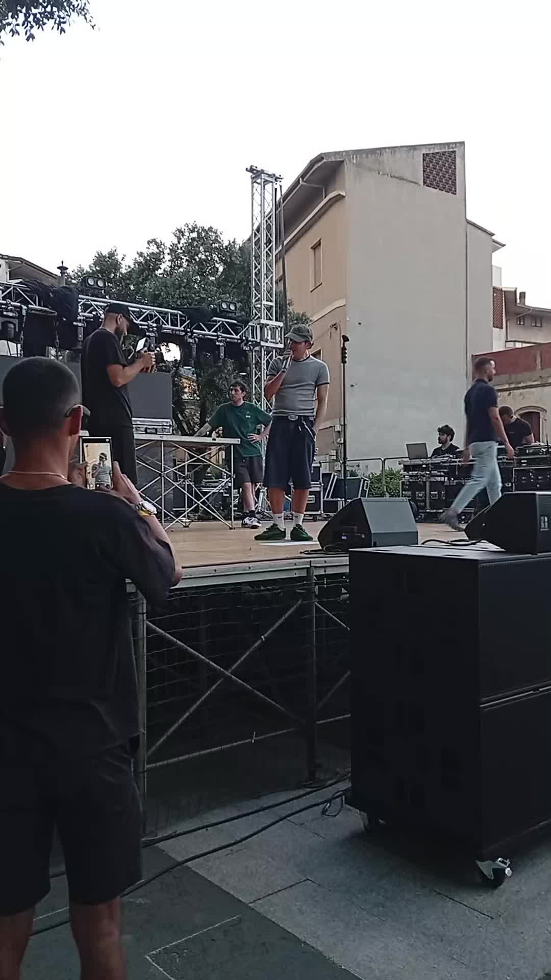 @_Emanuelito_Official_🎤✍️🎸