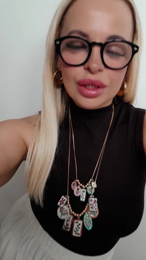 @Angela Auriemma