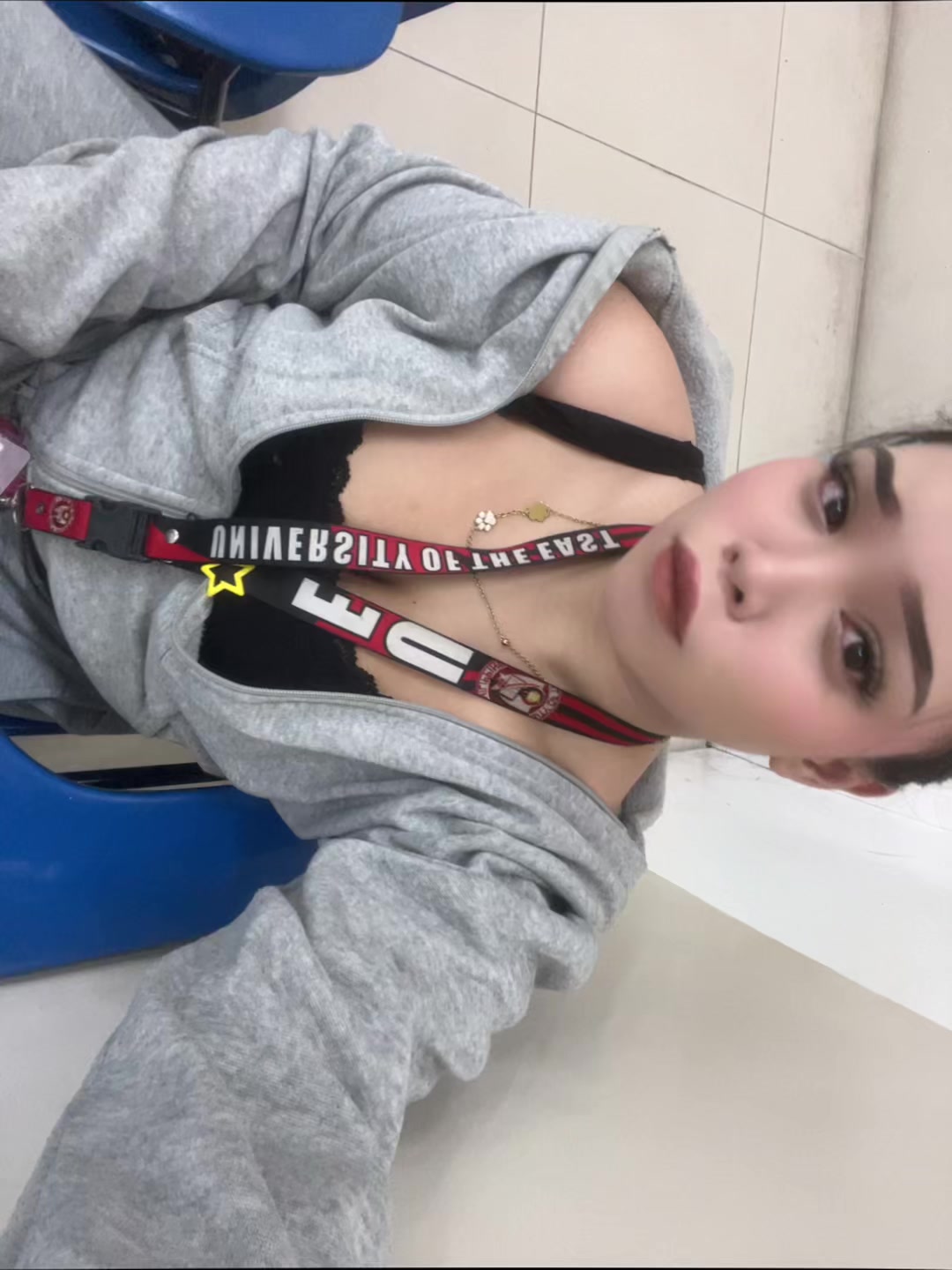 @Iceicebabyyy_