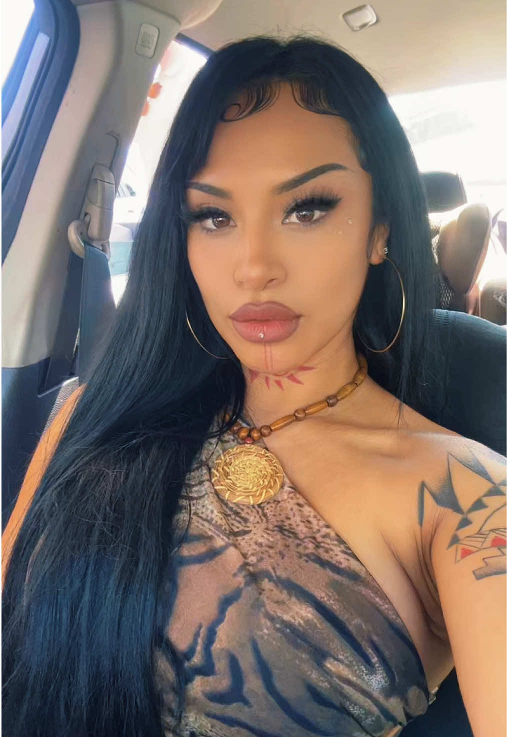 @𝐓𝐄𝐄 💋
