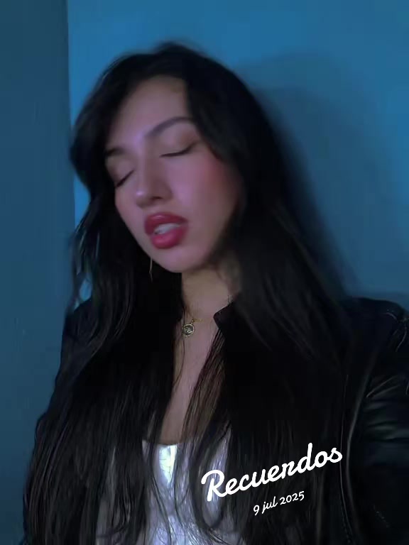 @Isabel Cruz