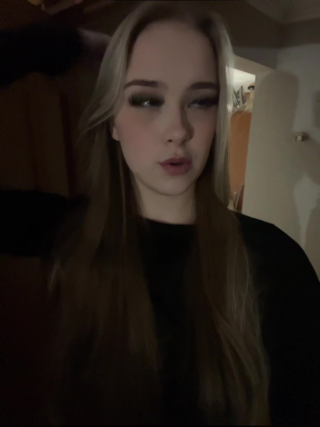 @аська