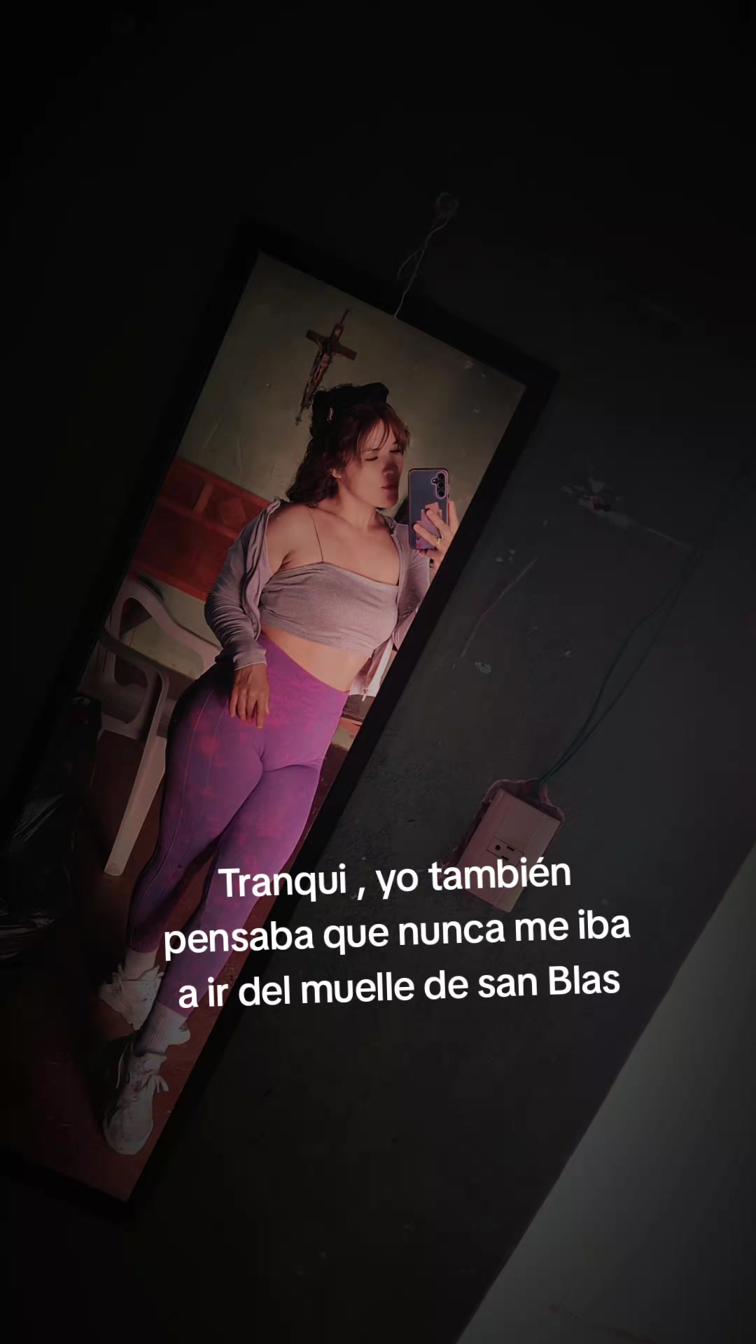@Nahí Cdza