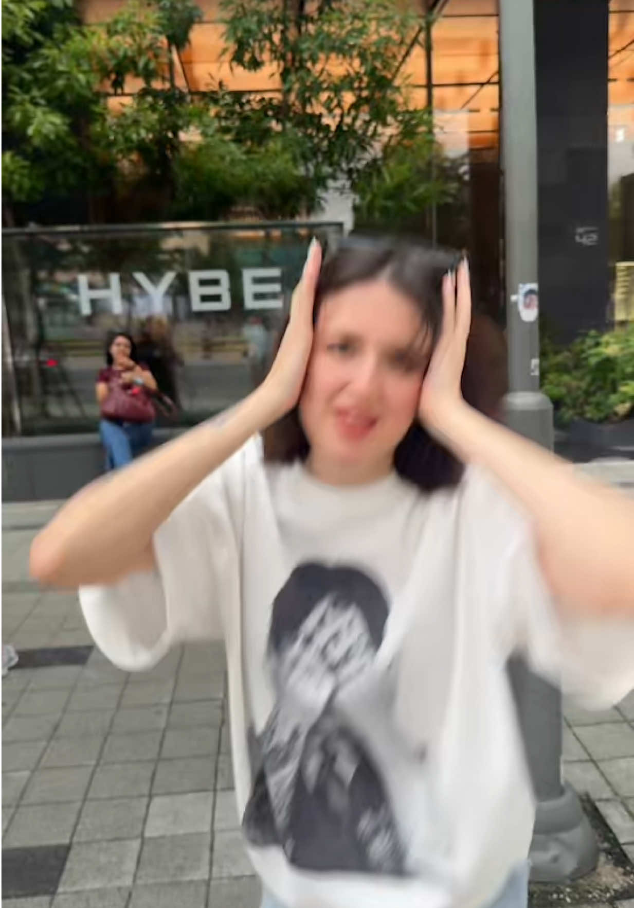 @🦋