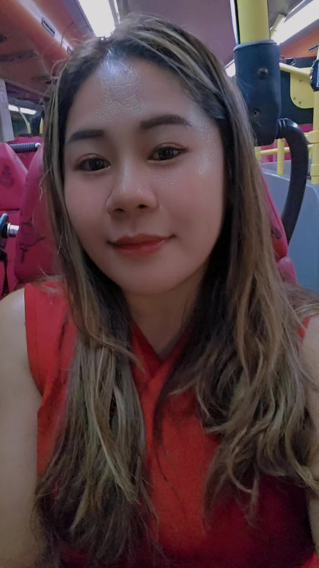 @Olivia๐ญ๐ฐ
